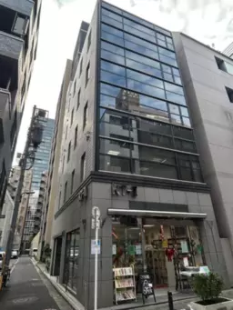 大手町駅 徒歩5分 出世不動 前⾯エントランス 事務所・店舗（サービス業）最適 【飲食不可】