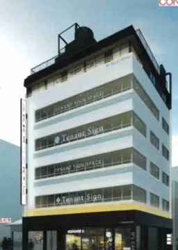 【重飲食可】西武新宿駅 徒歩4分！ 職安通りに⾯したリニューアルビル地下1階物件 ！