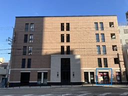 鶴橋駅 徒歩4分　約20坪　玉造筋添い1階路面店舗　スケルトン物件 【業種相談】