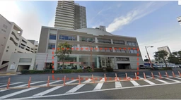 北与野駅徒歩4分！さいたま新都心駅徒歩10分！間口が宏樹天井も高い為、開放的です!外観