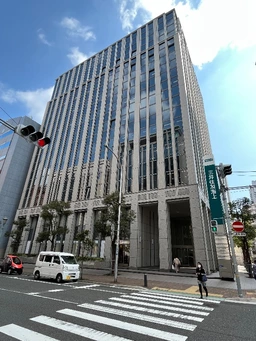 元町駅 徒歩5分 スケルトン仕様【業種相談/飲食不可】外観