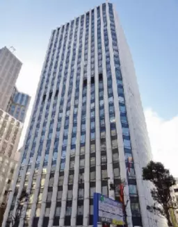 横浜駅 徒歩3分 地下街直結の高層ビル 25Fスケルトン物件【飲食可】外観