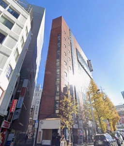 ≪新宿 徒歩2分｜3階｜193.16㎡｜物販居抜き≫外観