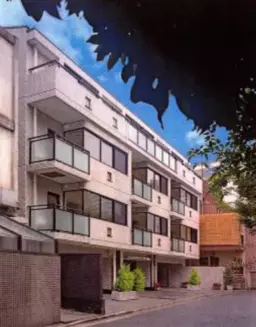 ■六本木駅 徒歩3分 現況:その他 その他居抜きなど物件 【サービス店舗等ご利用用途ご相談】