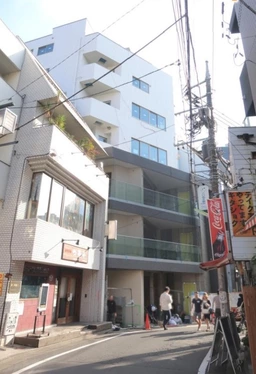 ≪下北沢 徒歩4分｜2階｜90.00㎡｜ピラティス居抜き≫外観