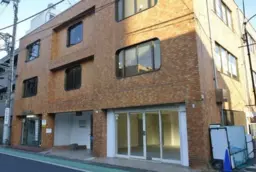 【KKM1202】町田駅徒歩圏内！1階路面店舗！共用部に男女別トイレ有！外観