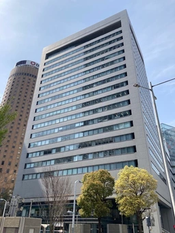 梅田駅 徒歩3分 地下店舗区画無窓・事務所仕上げ 【物販店希望】