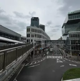 枚方市駅直結 3F≪305号≫ スケルトン物件 【飲食可】