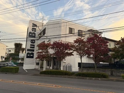 【3ヶ月賃料無料！】深谷駅 徒歩11分【アリオ深谷近く・日赤通り沿い】34坪の内装事務所仕上【大規模修繕で再生します！】外観