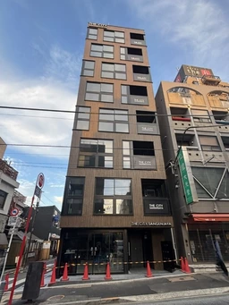 とっても貴重な茶沢通り沿いの新築駅近物件！2，3，8階は飲食も可能◎1階には各フロア使えるデジタルサイネージもあります！