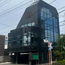 【MT1204】大森駅徒歩9分　1棟貸　事務所　1階部分：倉庫駐車場外観