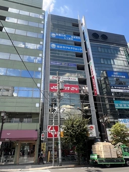 駒込駅徒歩1分！立地が魅力な物件！外観