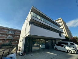 駐車場空きあり、事務所仕様、業種相談外観