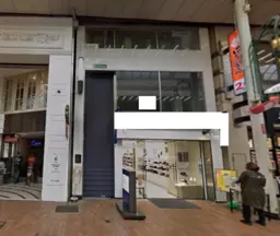 元町駅 徒歩3分 神戸元町商店街1番街 1F店舗物件 【飲食不可】外観