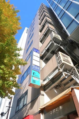 ◆宝町駅すぐ・京橋駅徒歩１分◆クリニック・ジム・整体・美容系サロン他業種幅広くご相談可◆トイレ・キッチン付き事務所仕様