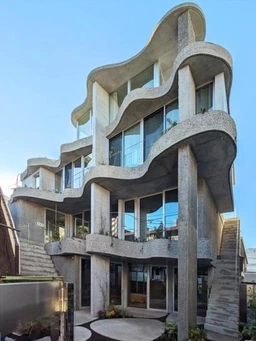 グッドデザイン賞 2024 年 & 住宅建築賞 2025 受賞物件　用途：事務所（優先）・店舗相談（サービス店舗程度）外観