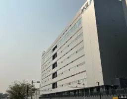 【飲食可】大井競馬場前駅徒歩１分、駅前歩道橋直結の物流・オフィス施設の２階区画！飲食店積極的に募集中です！