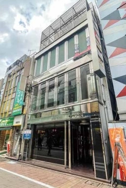 【HS1209】自由が丘駅徒歩1分。マリクレール通り！駅から3件目。サロンおすすめです！EV無し。外観