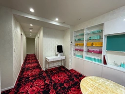 ☆池袋エリア☆作りこまれた内装のサロン居抜きです☆外観