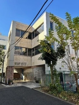 【HS1215】原宿駅徒歩６分。１棟物件。店舗でも事務所でもご相談ください。駐車場付。