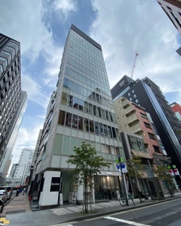 ■新橋駅 徒歩5分 現況:美容クリニック居抜き物件 【美容室・エステ等可】外観