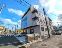 鴨居駅 徒歩14分、車 6分 ロードサイド 緑産業道路沿い　2026年6月完成予定新築外観