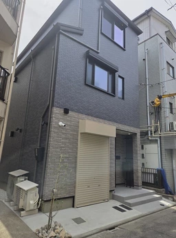 志村三丁目駅出口から徒歩１分の１階路面新築物件！！外観