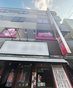 柏駅徒歩4分！飲食店集まる通りで集客力◎店内美装の焼き肉店居抜き外観