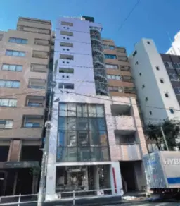 【飲食不可】表参道駅 徒歩10分 サービス店舗に最適 骨董通り路面店 ガスなし