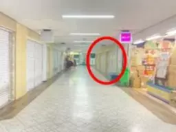 近鉄八尾駅高架下 2F〈208～210号〉スケルトン物件 【飲食可】外観