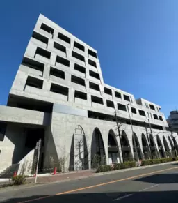 武蔵新城駅 徒歩1分 1F〈101A号室〉スケルトン物件 【飲食可】