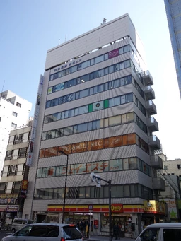 東梅田駅 徒歩5分 現況:クリニック  【業種相談】外観