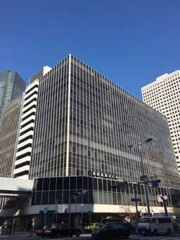 大阪駅前第2ビル 大型1階路面店 スケルトン物件 【物販・サービス店舗・クリニック等】