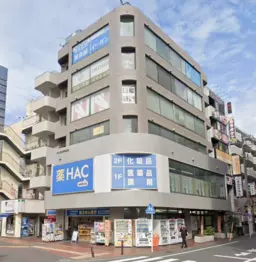 東戸塚駅 徒歩1分◆駅前ロータリー脇の角地◆駅前交番目の前で安心◆サービス店舗に最適◆クリニックも相談可◆飲食関係不可◆外観