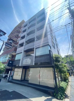 【石川町駅1分】物販店に最適な1－2階のメゾネット物件です。外観