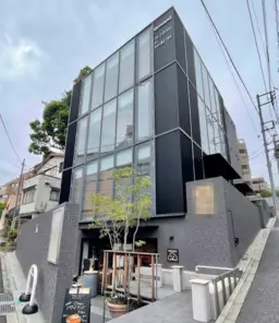 高田馬場駅 徒歩1分◆『戸山口』スグの好立地◆電車からも見える駅近の物件◆カフェ＆美術学校で居抜き相談可◆