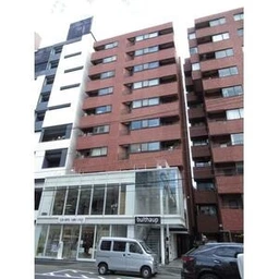 表参道駅 徒歩8分 現況:物販 その他居抜きなど物件 【業種相談（飲食以外）】