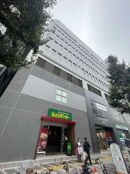 【新宿三丁目駅３分】重飲食店可能なスケルトン５階物件です！外観