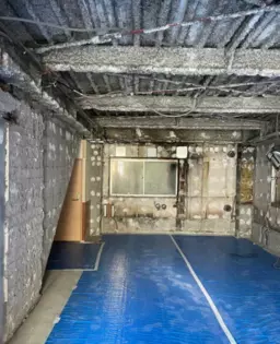 ■表参道駅 徒歩7分 スケルトン物件 【飲食不可】