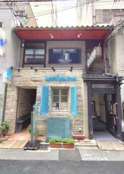 京都市役所前駅 徒歩1分 ヒルトンホテル前 造作無償 2Fバー居抜き物件 【飲食可】外観