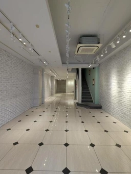 トアウエスト路面・一棟賃貸｜高級感ある物販店内装あり外観