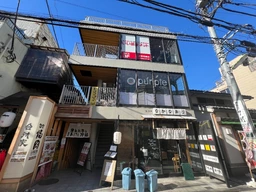 三軒茶屋駅 徒歩3分 現況:カフェバー 飲食居抜き物件 【何業も可】外観