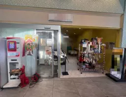 鶴橋駅 徒歩8分 コリアタウン至近 ホテル内1F飲食店居抜き物件 【飲食可】外観