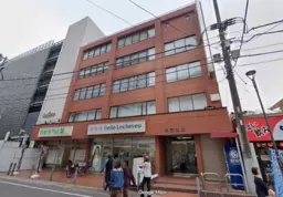 柏駅東口　ドン·キホーテ向かい、マルエツの隣