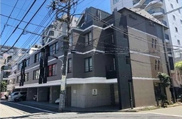 【サービス店舗可】麻布十番駅徒歩3分、希少なメゾネットタイプの物件です。