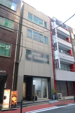 ◆神田駅徒歩２分・秋葉原駅徒歩９分◆クリニック・美容系サロン・レンタルスペースご相談可！◆エレベーターあり◆事務所仕様外観