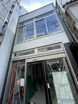 大山駅 徒歩2分 新築2階建て一棟ビル 【軽飲食可】外観