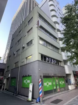 東京駅 徒歩7分 １階スケルトン物件 【飲食可(重飲食不可)】路面店/ 角地