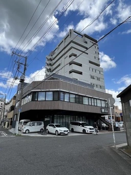 ■東千葉駅 徒歩8分 現況:レストラン居抜き物件 【飲食可】外観