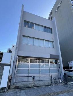 京都駅 徒歩10分 堀川通沿い 1F-3F一棟貸し 店舗物件 【飲食可】